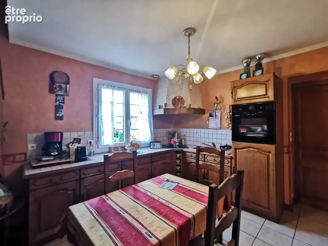 Maison 107 m² à Saint-Clet  - photo 4