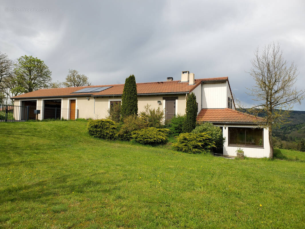 Maison à LESPERON