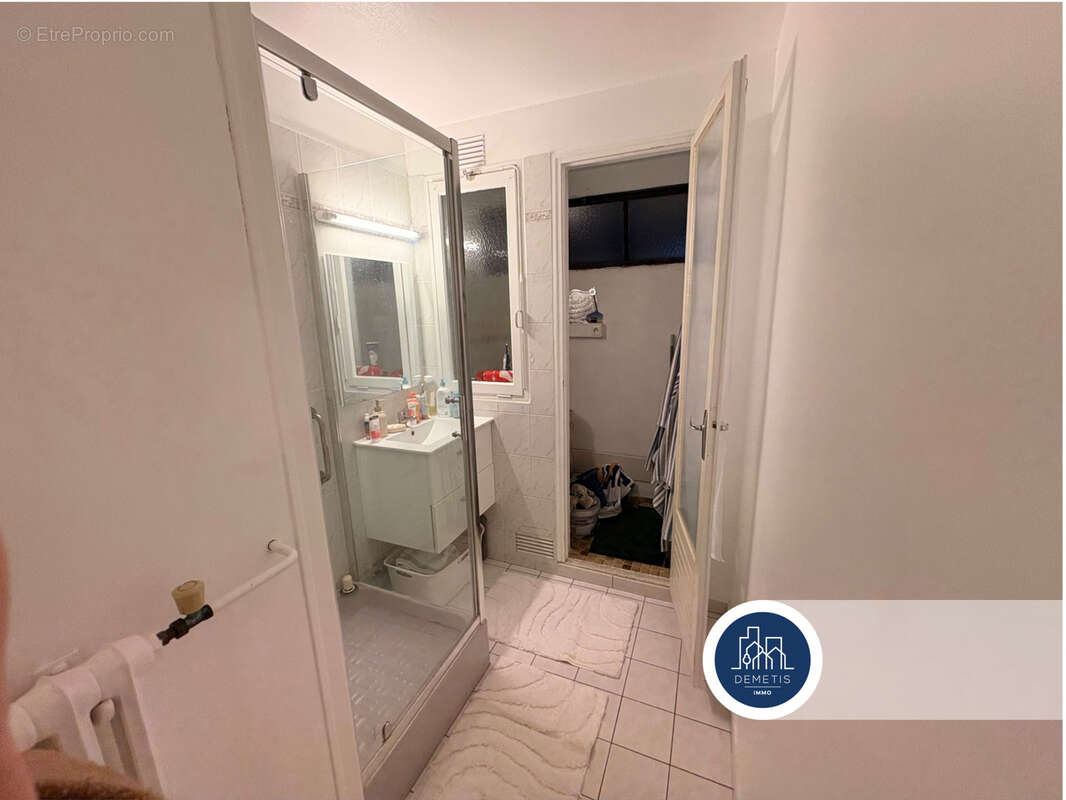 Appartement à ALLONNES