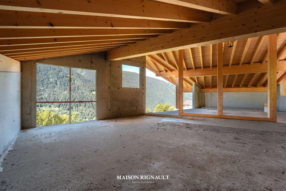 Maison à MONTVALEZAN