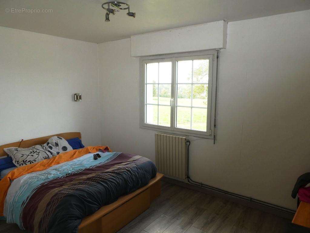 Maison à LOCMALO