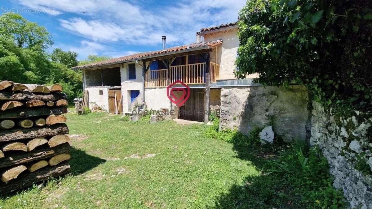 Maison à LE MAS-D'AZIL