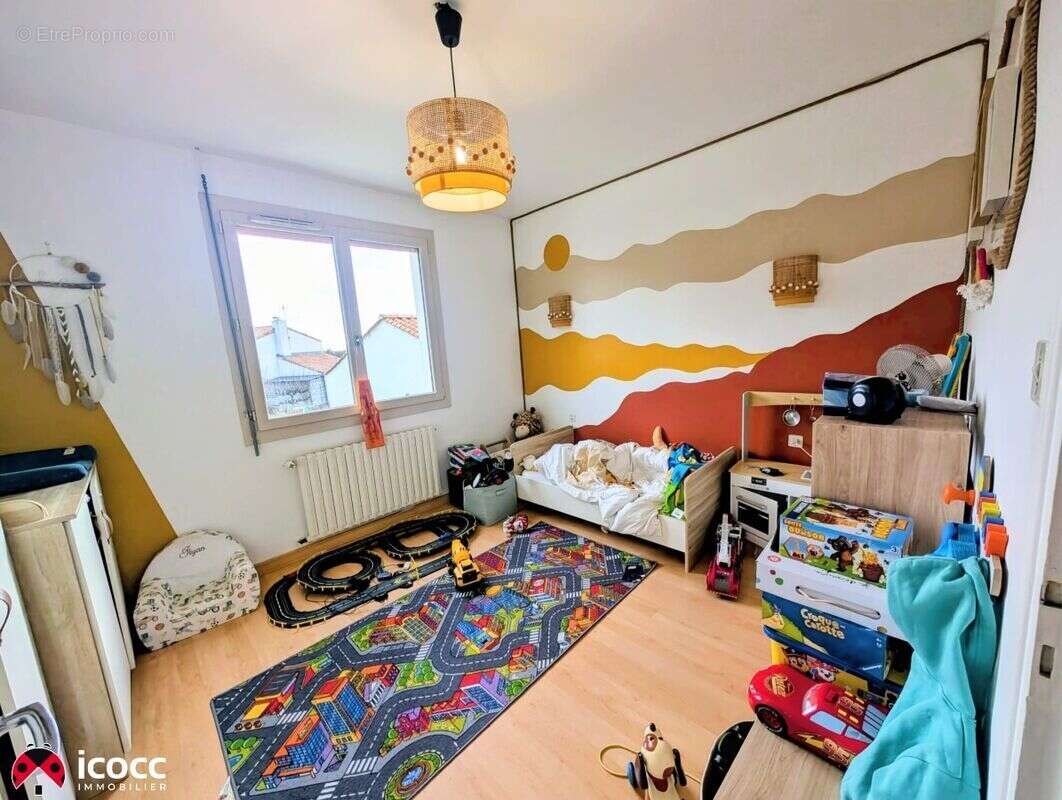 Maison à VENANSAULT