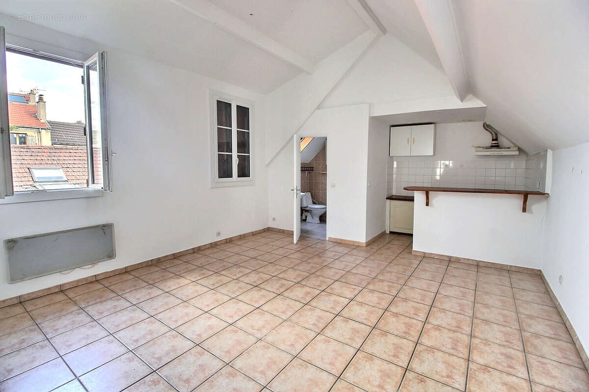 Appartement à GENNEVILLIERS