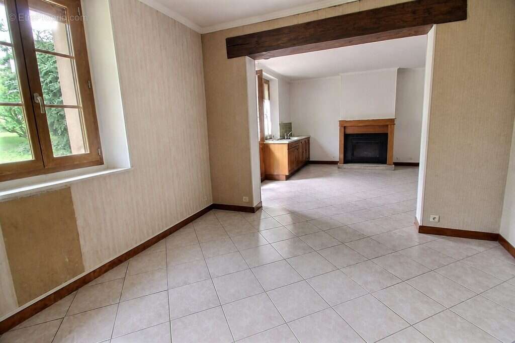 Maison 75 m² à Chateau-Renard  - photo 4