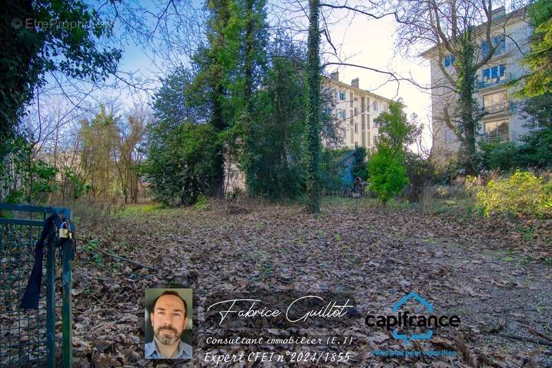 Doubs (25), à vendre Besançon, maison de 320 m2 + terrain de 2190 m2 - photo 19