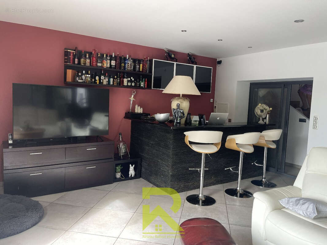 Maison à COLOMBIERS