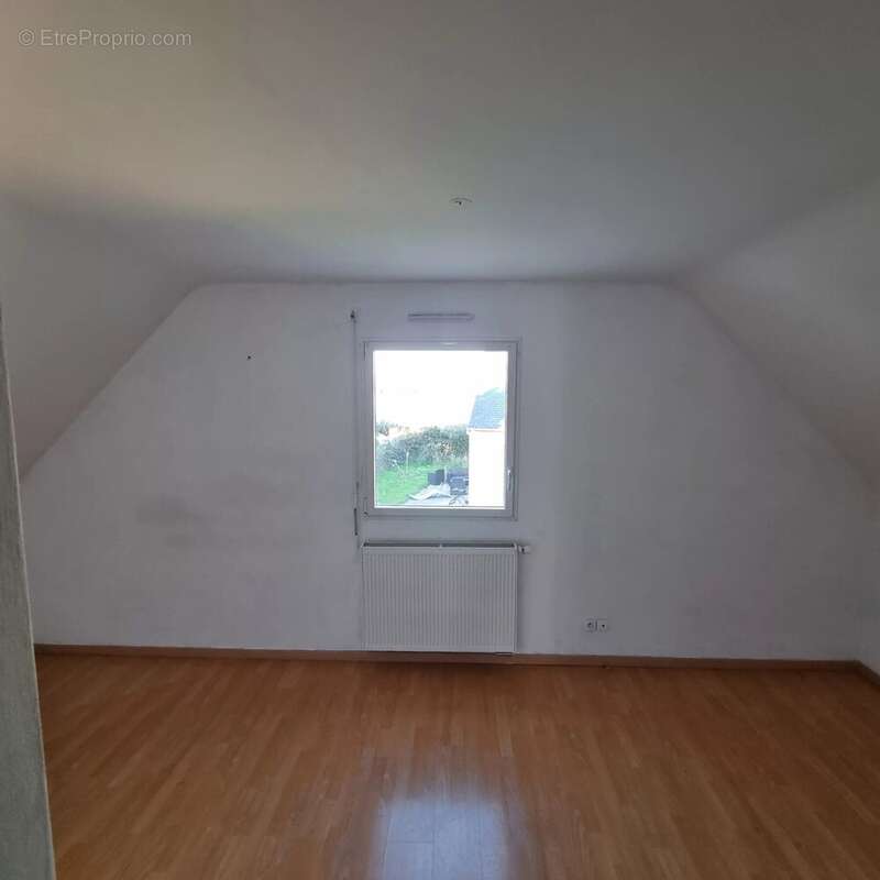 Maison à SAINT-SEGAL