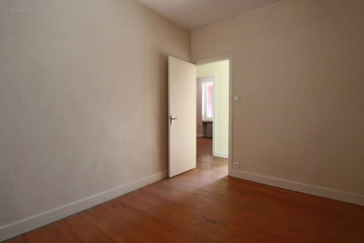 Appartement à SAINT-SAUVES-D&#039;AUVERGNE