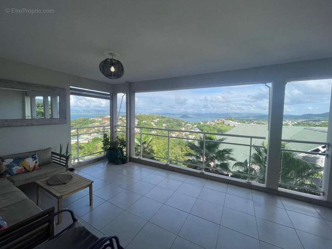 Photo 2 - Appartement à LES TROIS-ILETS