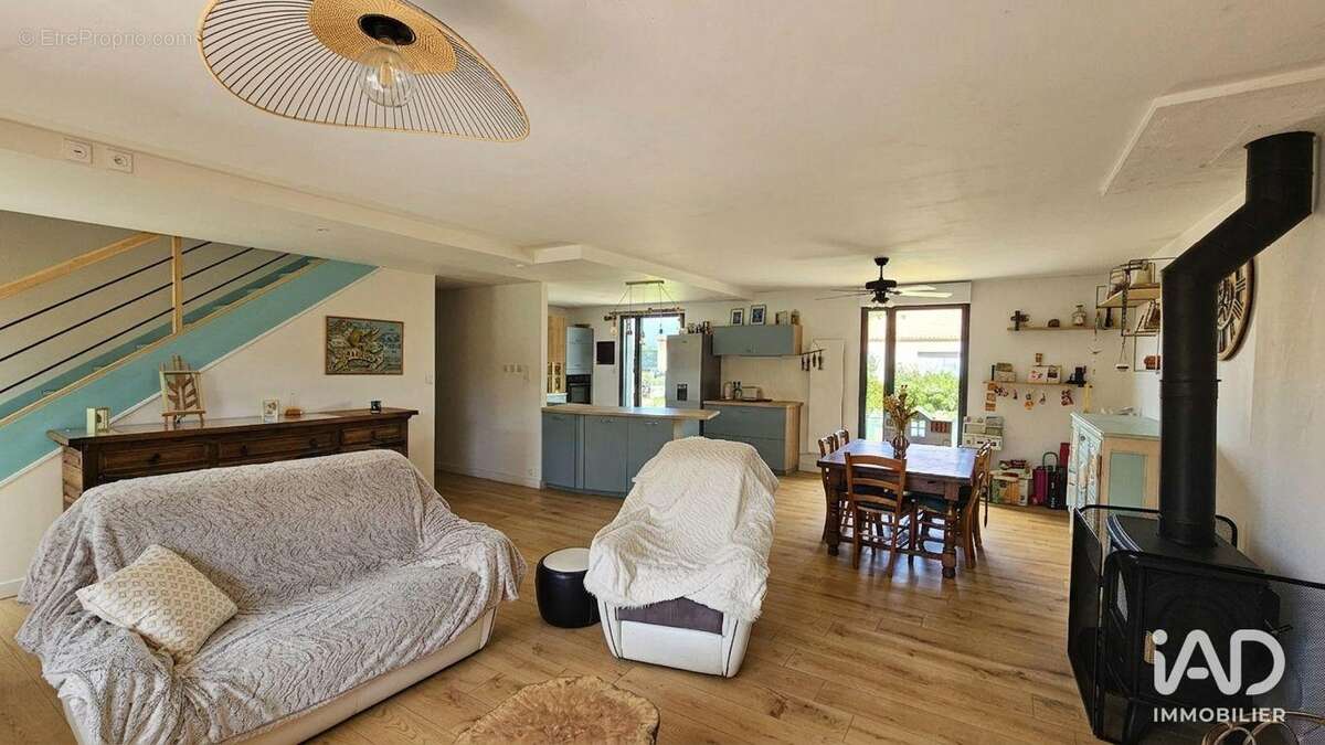 Photo 5 - Maison à SAINT-COLOMBAN