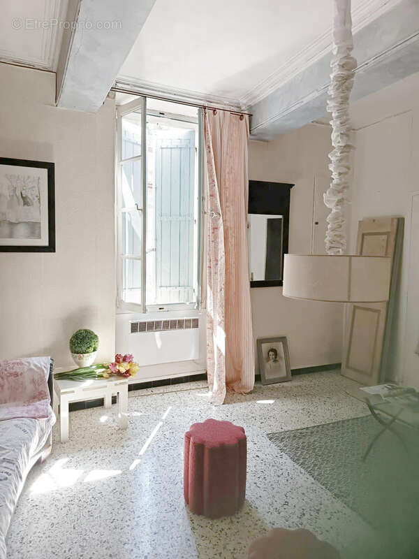 Maison à CHATEAURENARD