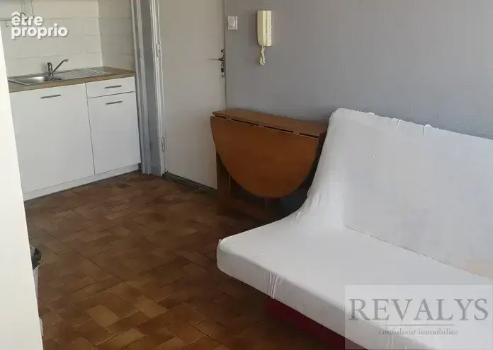 COTE D'OR (21) - DIJON PROCHE REPUBLIQUE - Studio de 17 m² avec parking - photo 2