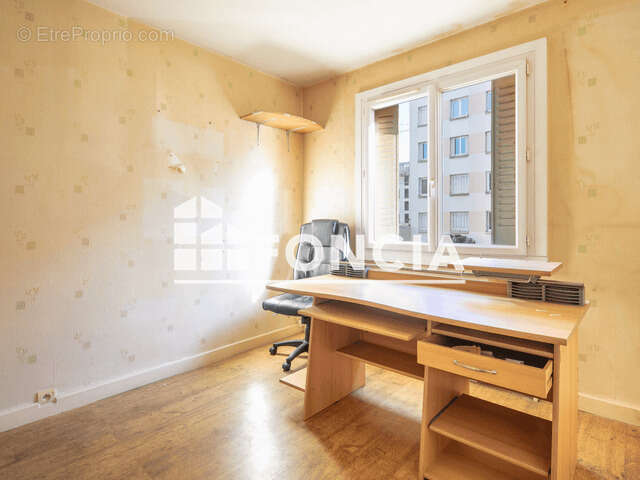 Appartement à LE PONT-DE-CLAIX