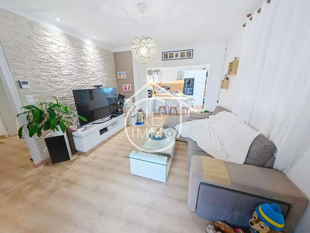 Maison à PRIGONRIEUX