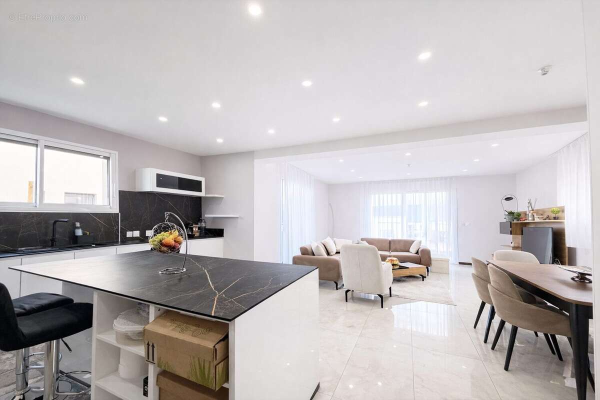 Maison à BLAINVILLE-SUR-ORNE