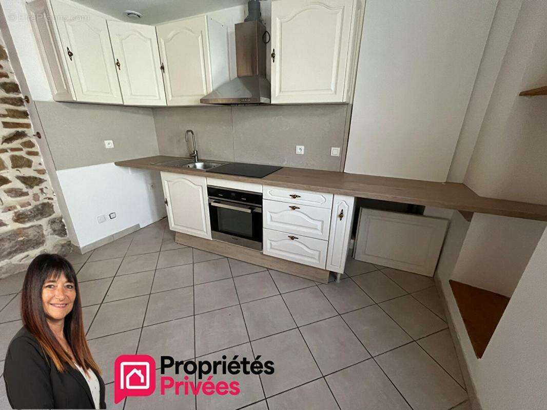 Appartement à LE COTEAU