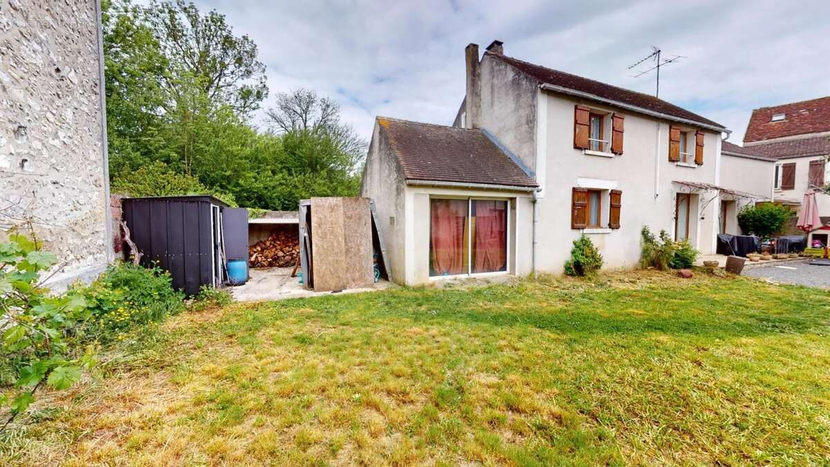 Maison à BETON-BAZOCHES