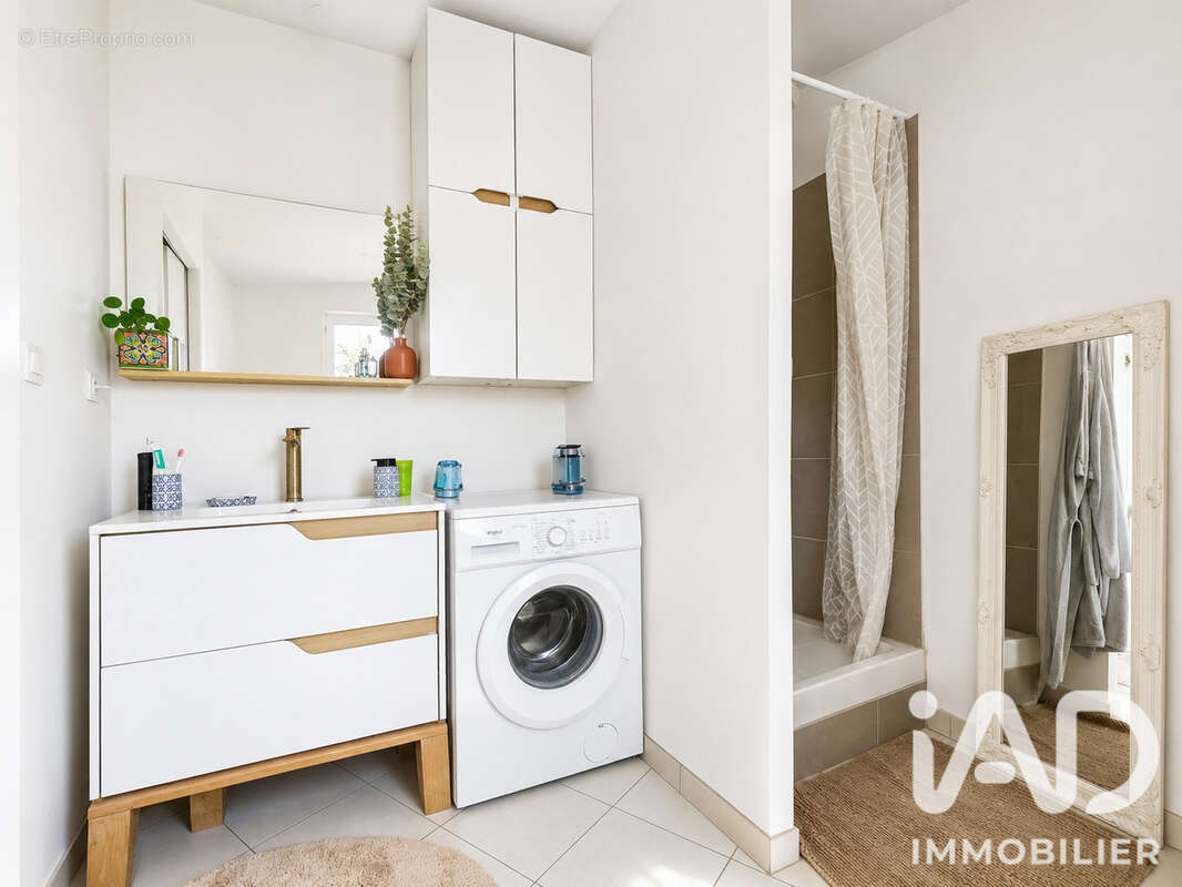 Maison 61 m² à Isle-Saint-Georges  - photo 6