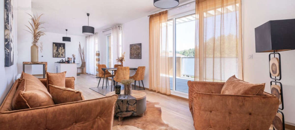 Appartement à TASSIN-LA-DEMI-LUNE