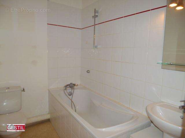Appartement à NEUVILLE-SUR-OISE