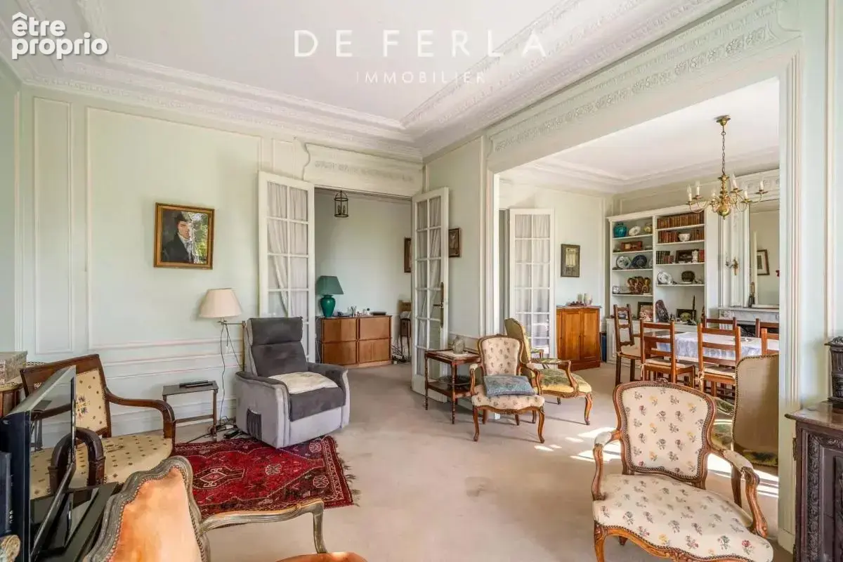 Appartement familial – Lumineux avec vue dégagée sur le Champ-de-Mars - photo 5