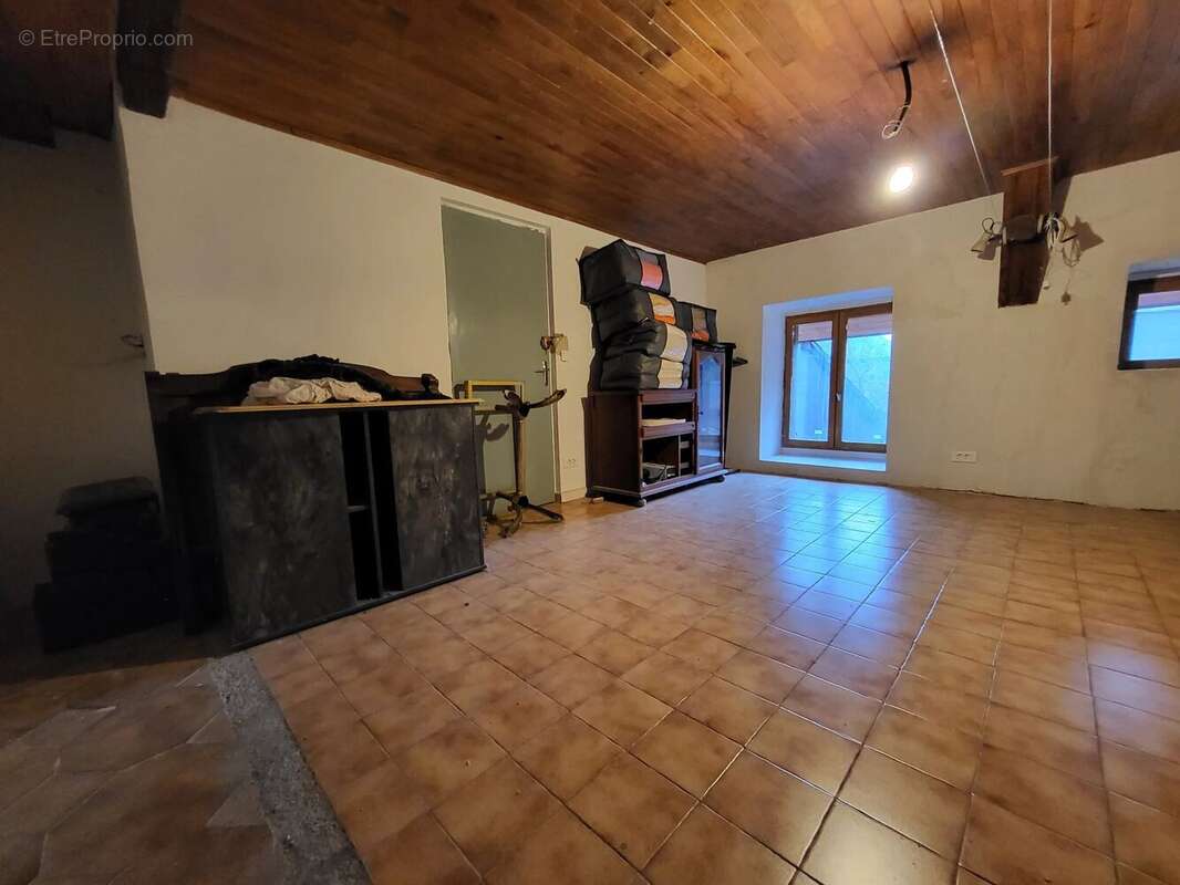 Maison à LIVET-ET-GAVET