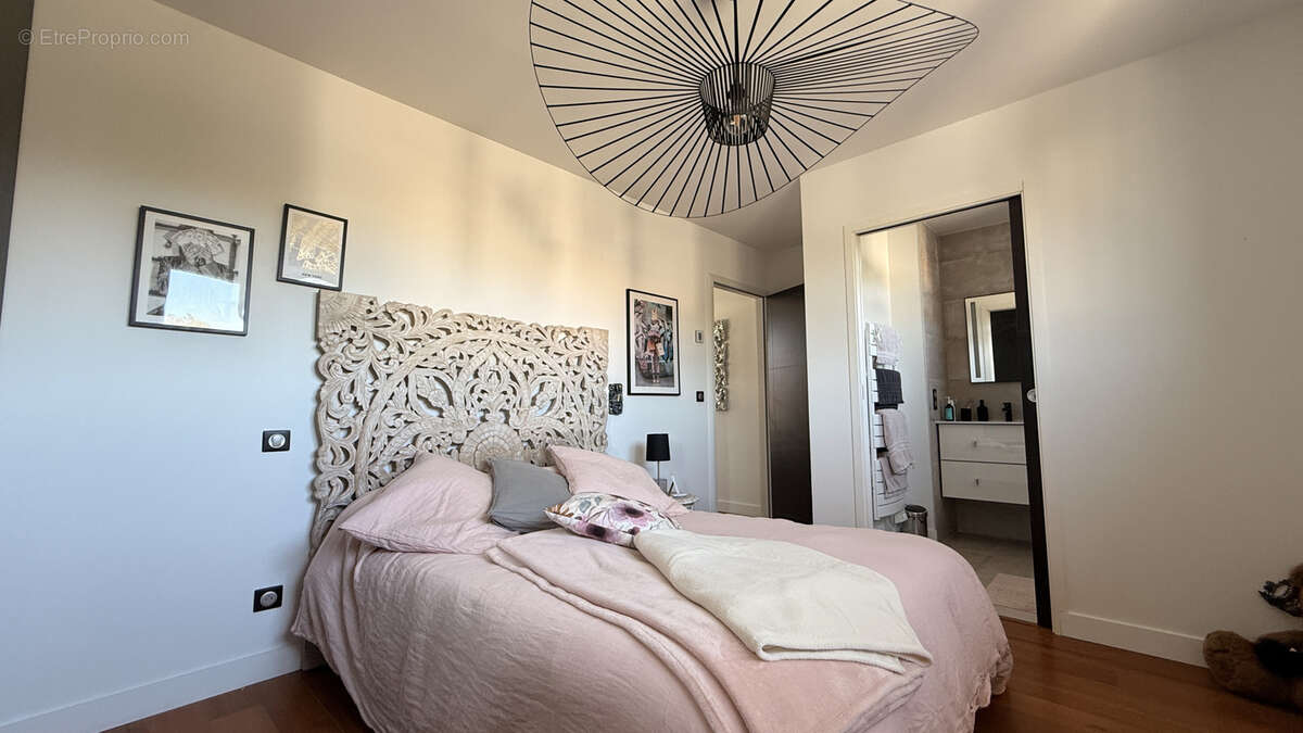 Maison à CARBON-BLANC