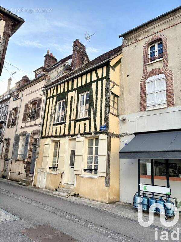 Photo 1 - Maison à SAINT-JULIEN-DU-SAULT