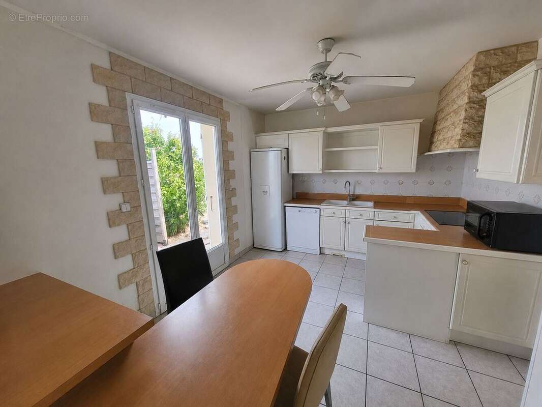Maison 120 m² à Varennes-Le-Grand  - photo 2