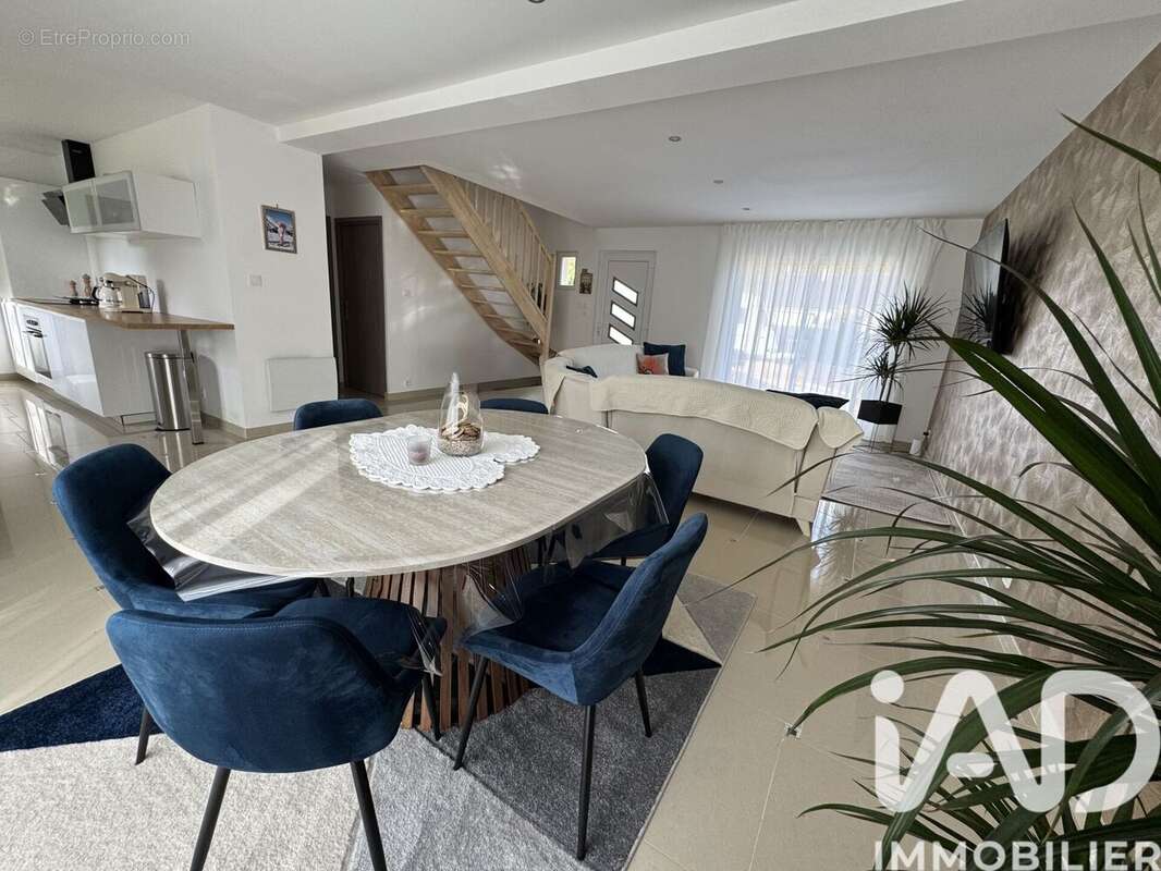 Photo 4 - Maison à CHINON