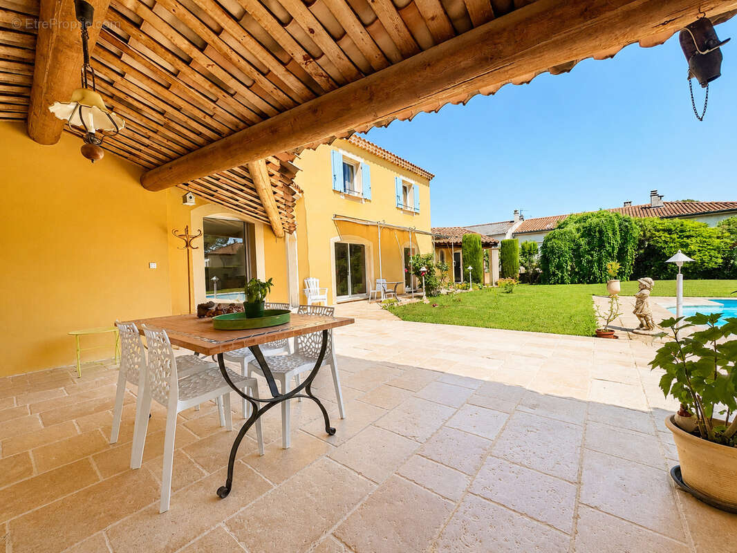 Valreas centre - villa - quartier calme - photo 6