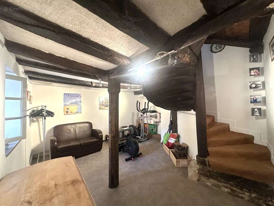 Maison de caractère - Vieux Laval - photo 23