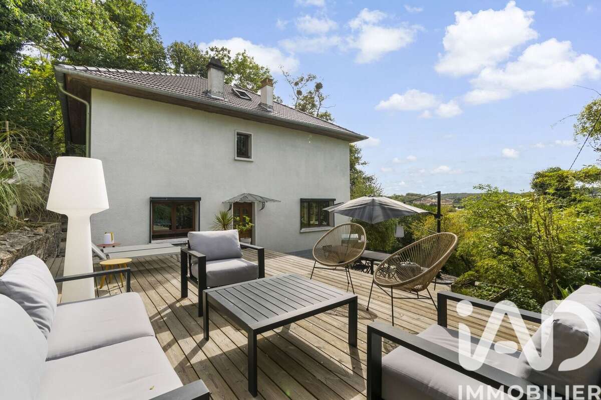 Photo 2 - Maison à SAULX-LES-CHARTREUX