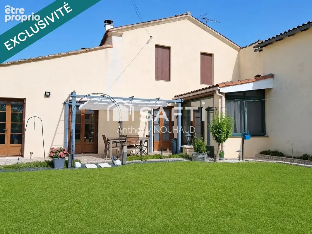 Photo 1 - Maison à CHATEAUBERNARD