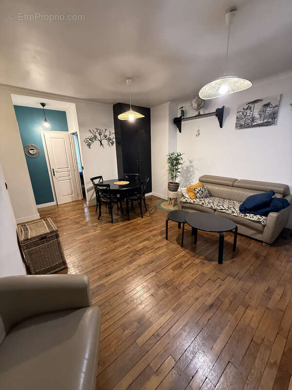 Appartement à PARIS-14E