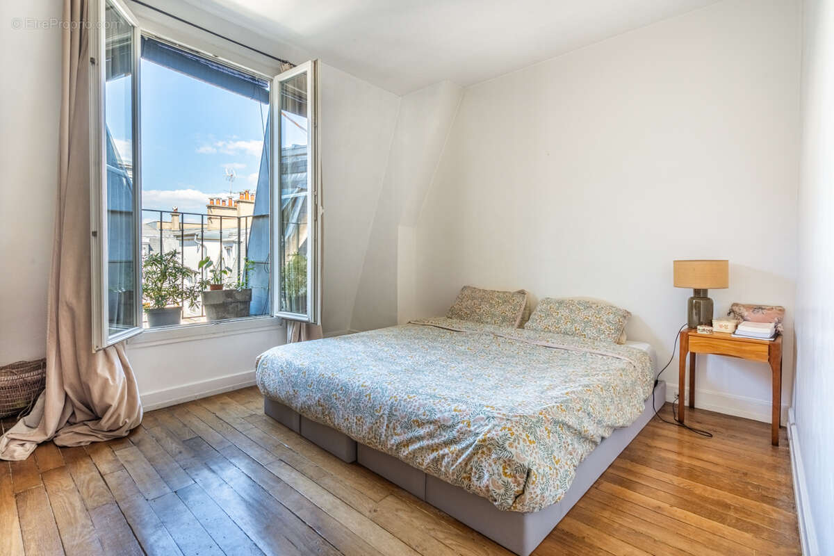 Appartement à PARIS-4E