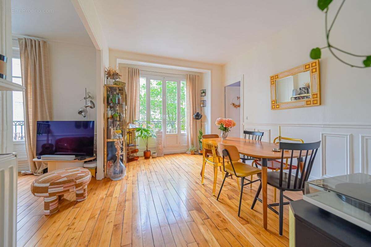 Appartement à PARIS-12E