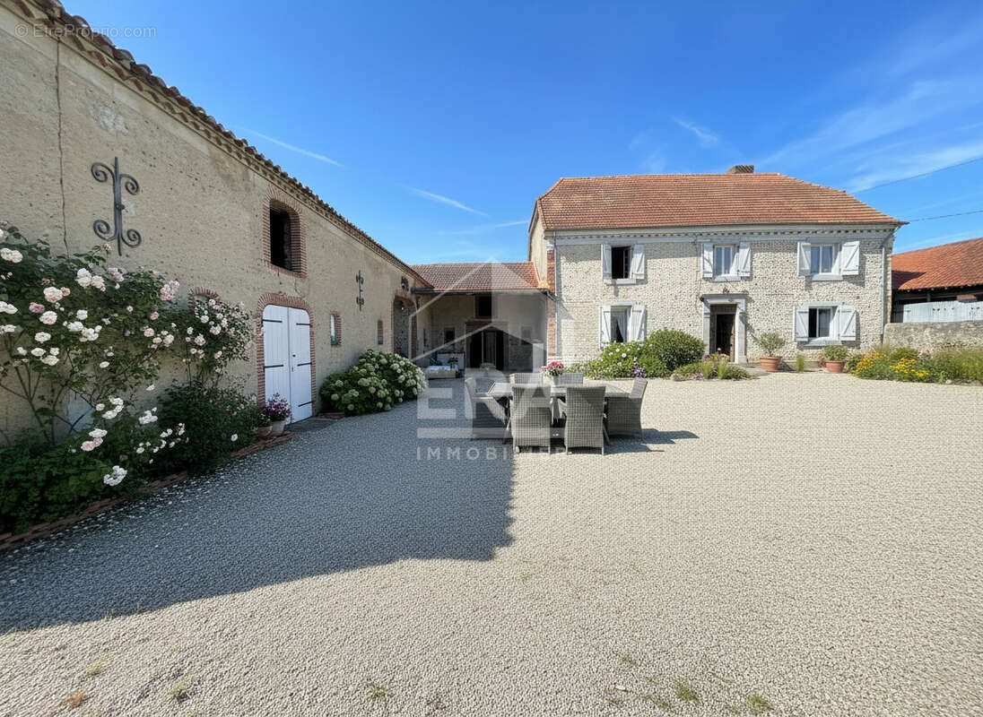 Maison 185m² à estirac - photo 7