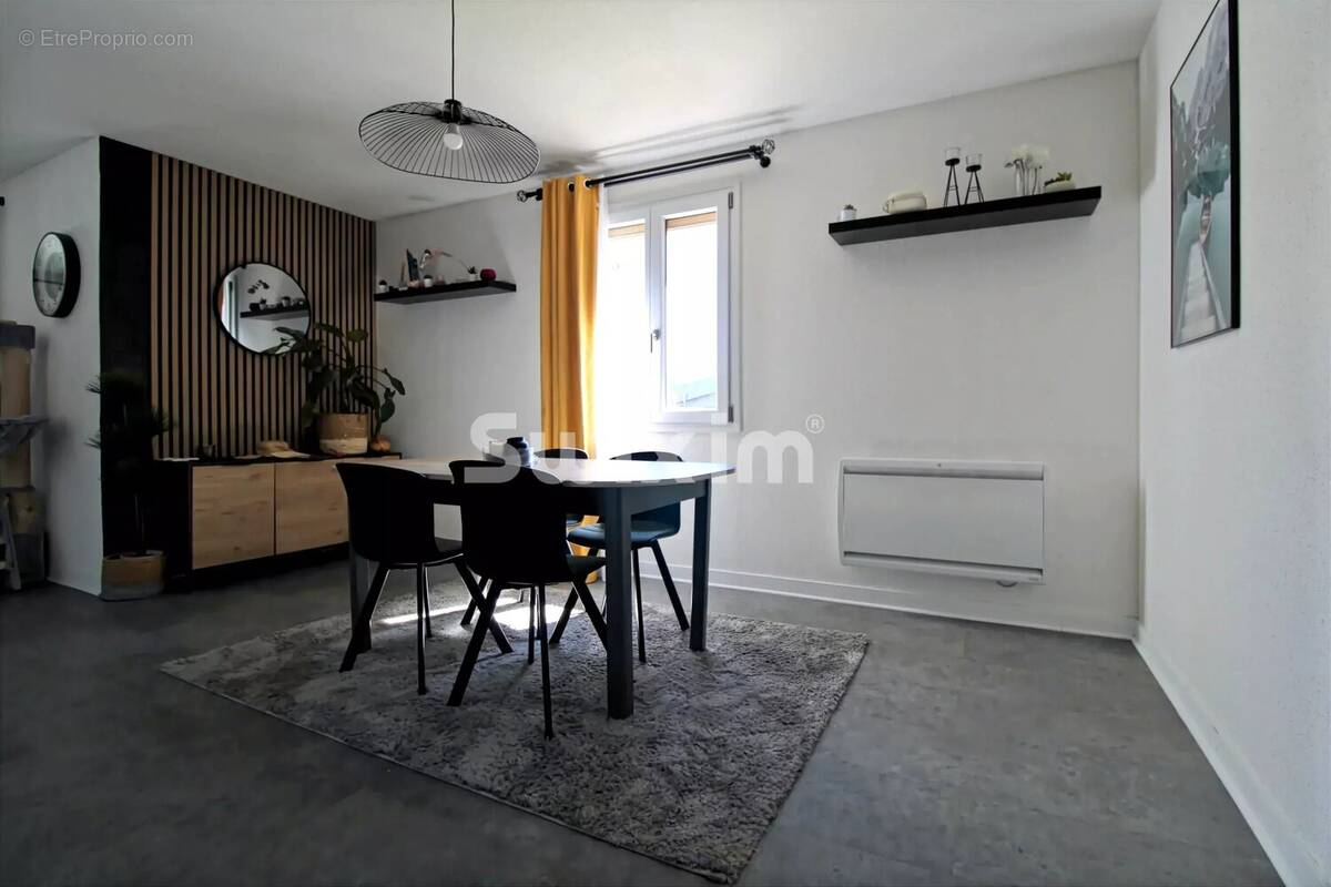 Appartement à BOIS-D'AMONT