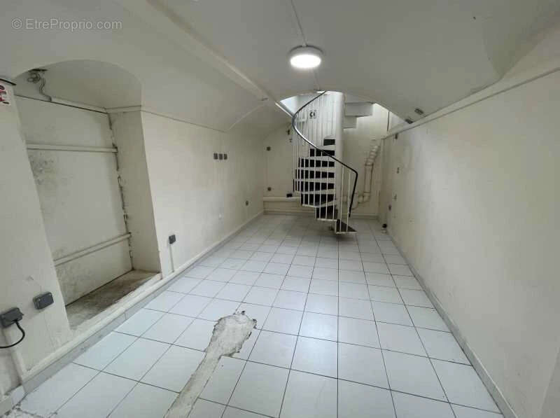 Commerce à PARIS-15E