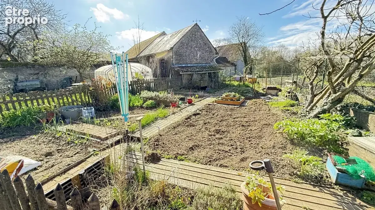 Authentique maison en pierre - 121 m² - Jardin - Dépendances - 20 min de Blois - photo 3