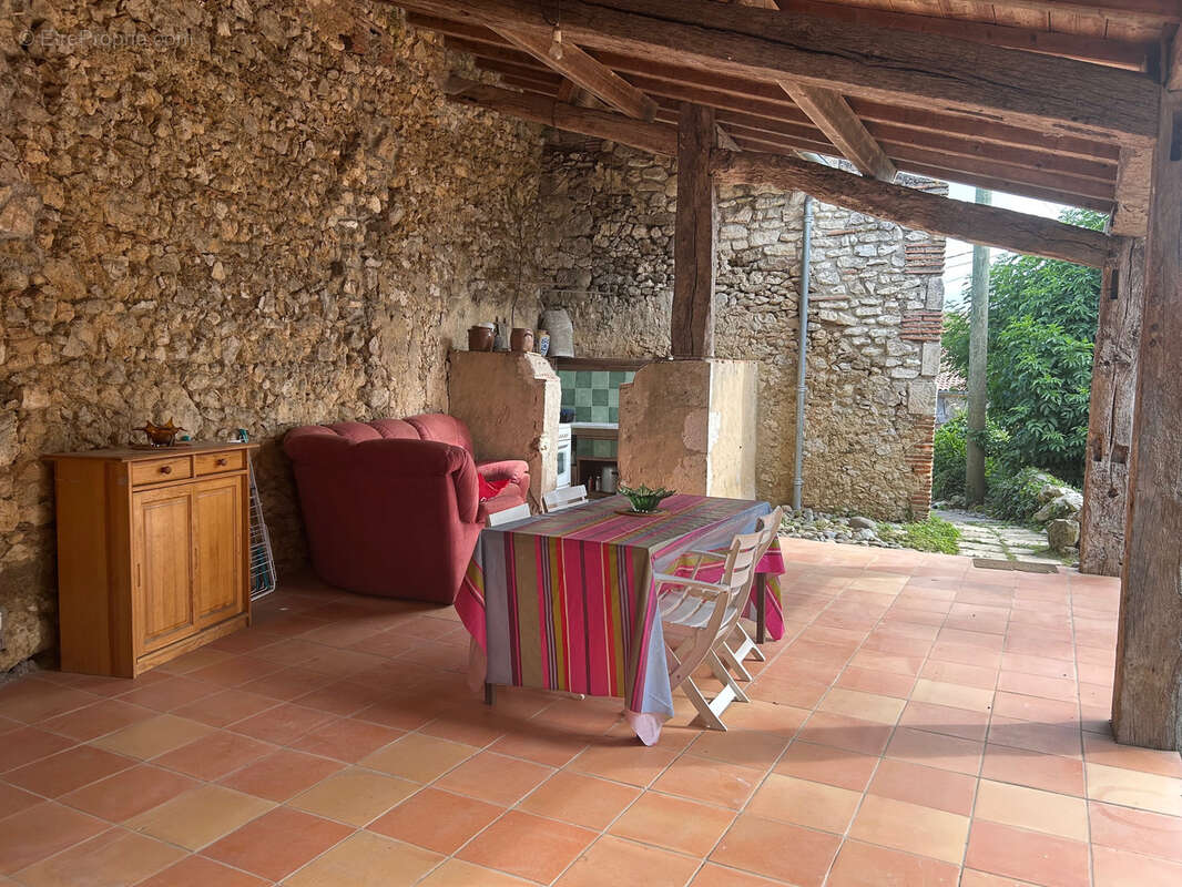 Maison à BUZET-SUR-BAISE