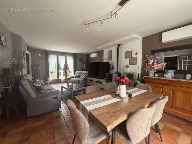 Maison 92 m² à Ozoir-La-Ferriere  - photo 3