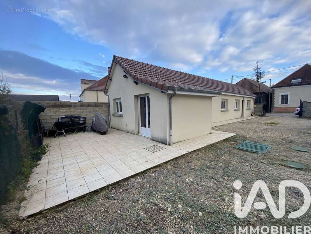 Maison 79 m² à Saint-Benoit-Sur-Seine  - photo 5
