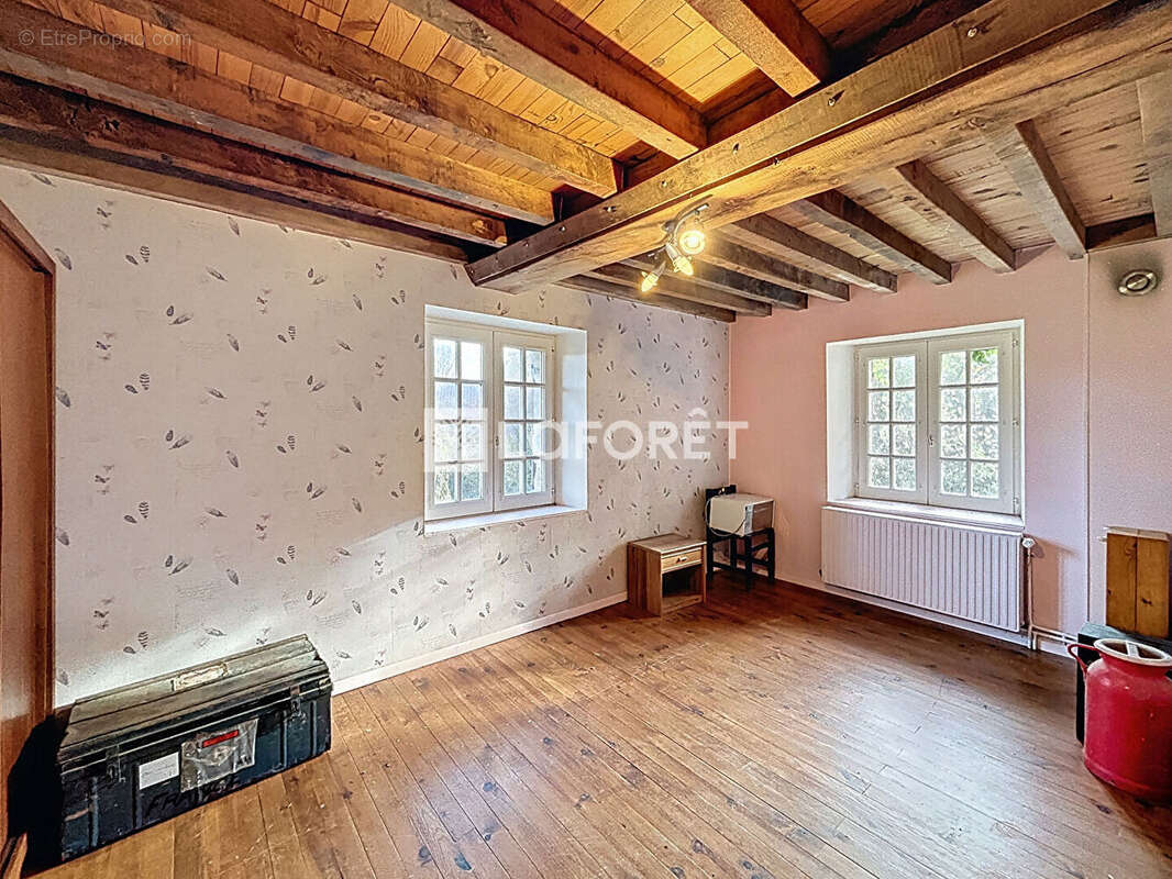 Maison à BELLOU-EN-HOULME