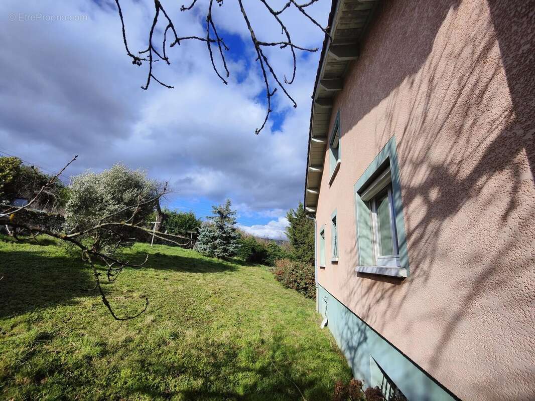 Maison à CHUYER