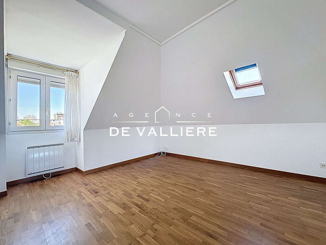 Appartement à NANTERRE