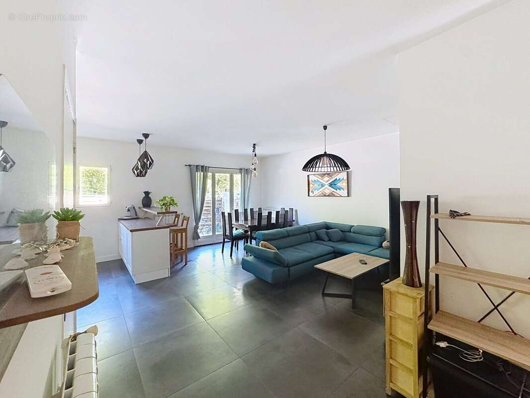 Appartement 70 m² à Gieres  - photo 6
