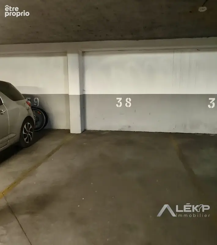 Parking à RUEIL-MALMAISON